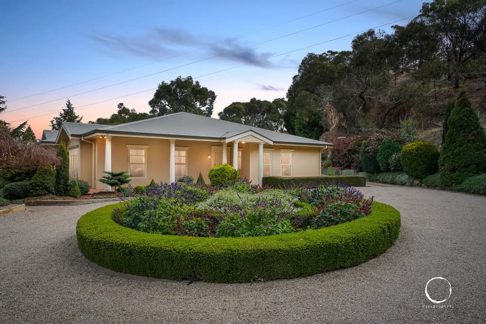 1373 North East Road, Tea Tree Gully, SA 5091 - photo 1
