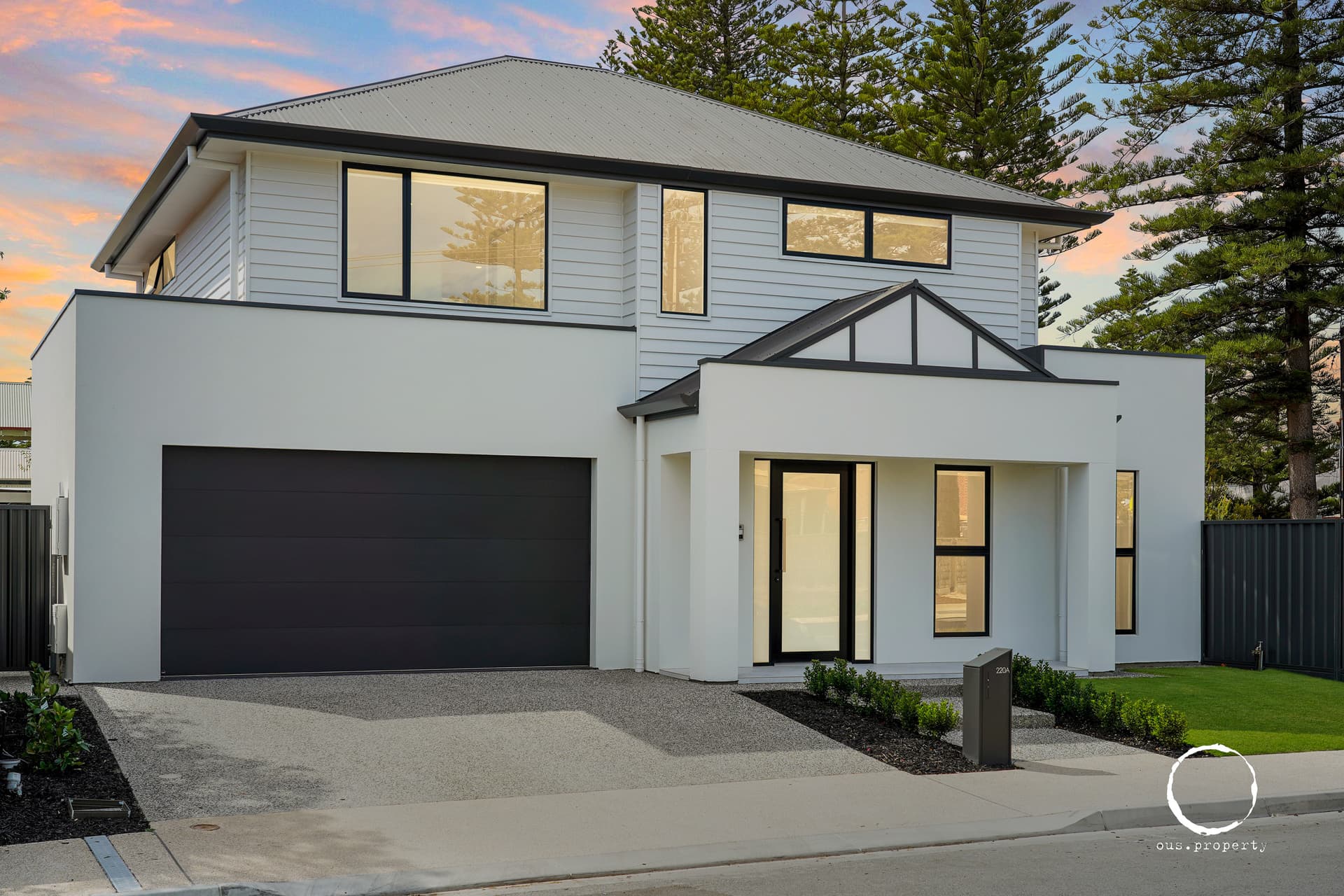 220A Military Road, Henley Beach, SA 5022 - photo 1